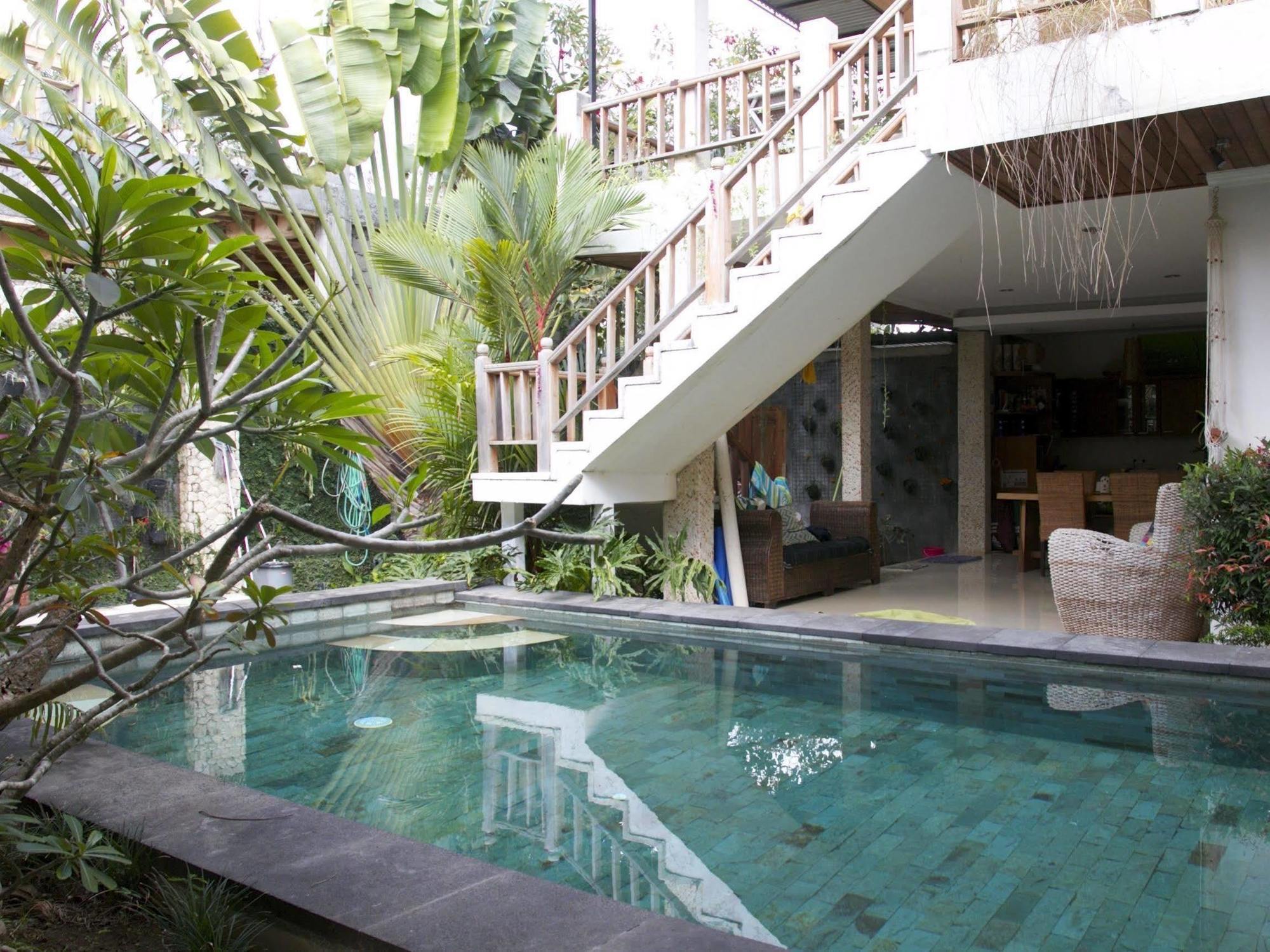 Villa Puri Balangan ウルワツ エクステリア 写真