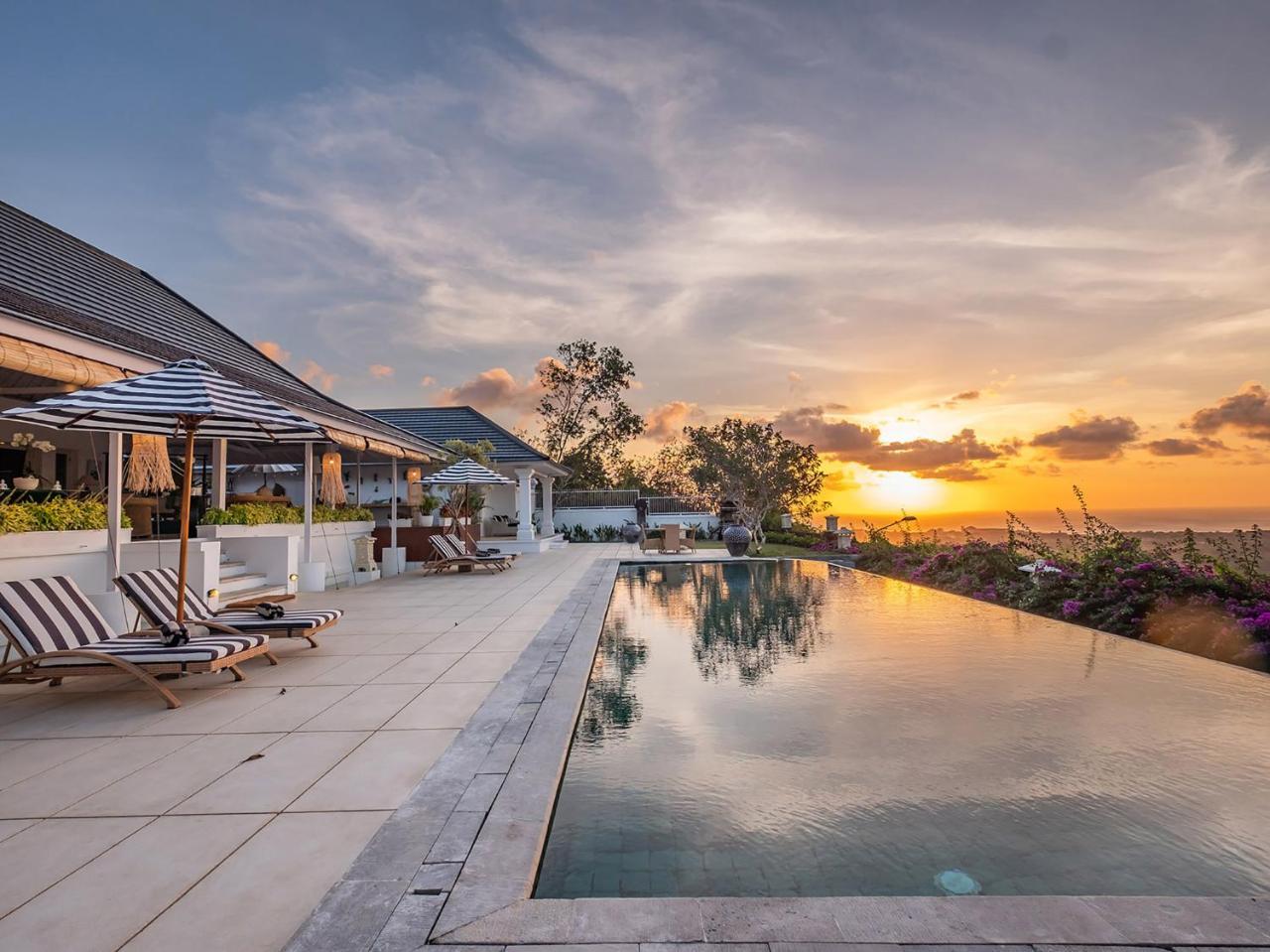 Villa Puri Balangan ウルワツ エクステリア 写真